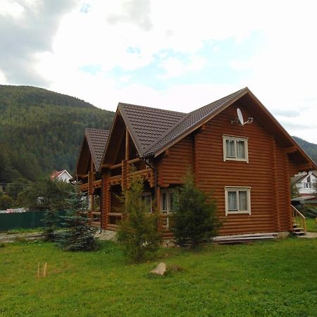 Leoslav Apartments Tatariv Exterior foto