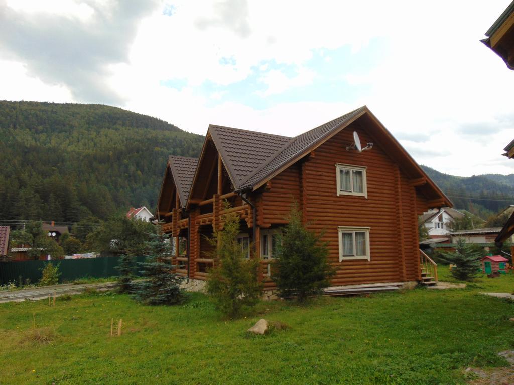 Leoslav Apartments Tatariv Exterior foto